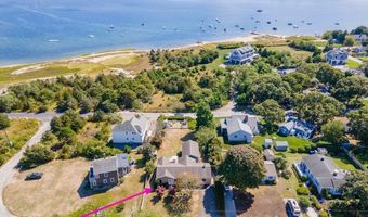 88 Rope Walk Rd, Bourne, MA 02532