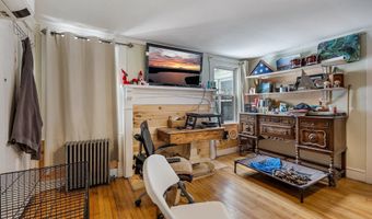 57 Oxford St, Augusta, ME 04330