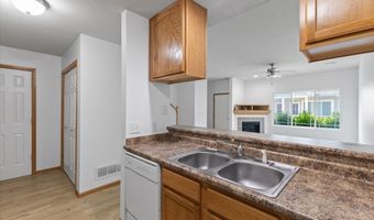1220 NE 8th Ln, Ankeny, IA 50021