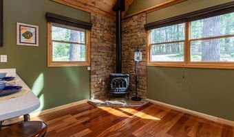 504 DAKOTA Rd, Baker, WV 26801