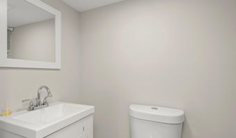 794 N GRANTLEY St, Baltimore, MD 21229