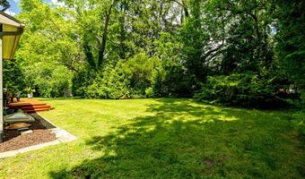 2135 Tuomy Rd, Ann Arbor, MI 48104