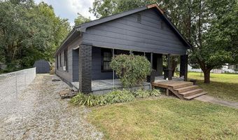 327 E 16th St, Baxter Springs, KS 66713