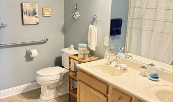 406 Kelly Cir, Altamont, NY 12009