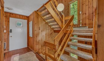 139 Summit Dr, Campton, NH 03223
