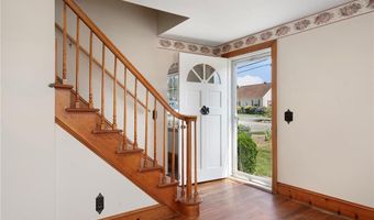 23 Fatima Dr, Bristol, RI 02809