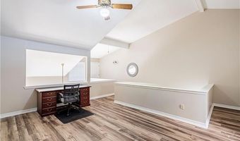 24 LAKE BREEZE Dr 24, New Orleans, LA 70129