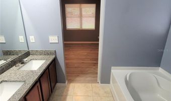 553 SHIRLEY Dr, Apopka, FL 32712