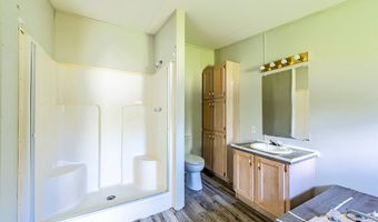 107 Oakridge Dr, Americus, GA 31709
