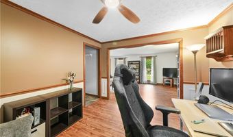 205 IRONWOOD Cir, Aurora, OH 44202
