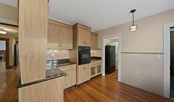 9 Parkwood Ter, Boston, MA 02130