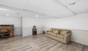584 Blackrock Rd, Coventry, RI 02816