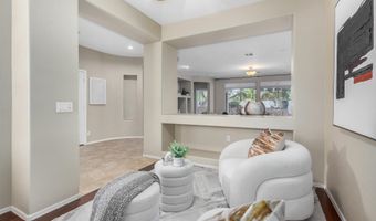 854 E AQUARIUS Pl, Chandler, AZ 85249