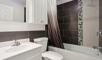 426 N HOLLY St, Philadelphia, PA 19104