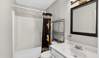 10493 Riviere Vue Dr, Biloxi, MS 39532