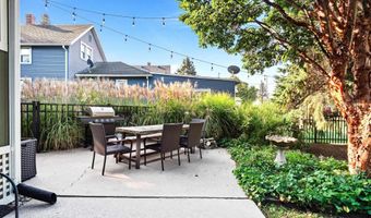 815 Midway Dr, Auburn, IN 46706