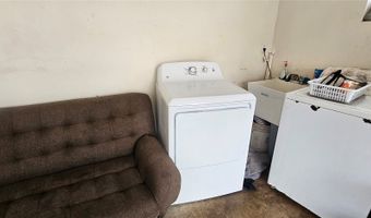 1017 Maluna St, Honolulu, HI 96818
