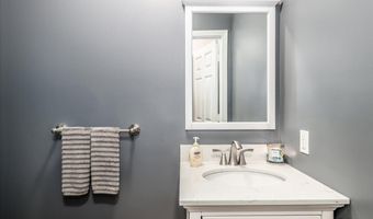 40 Division St 4, Danbury, CT 06810