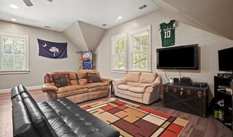 106 Coosaw Club Dr, Beaufort, SC 29907