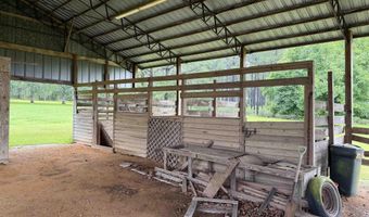 154 Perry Ln, Atmore, AL 36502