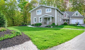 71 Brook Rd, Falmouth, ME 04105