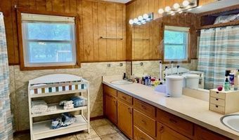 119 N 20th St, Arkadelphia, AR 71923