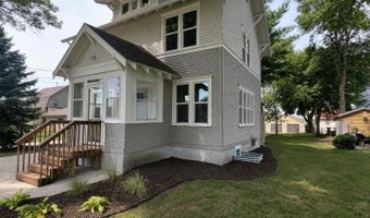 711 Clausen Ave, Albert Lea, MN 56007