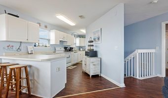 6 Kingfish St, Alligator Point, FL 32346