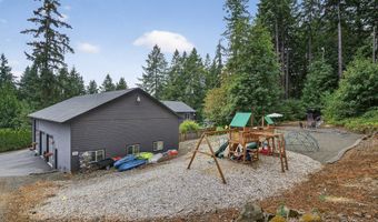 14150 S CANYON RIDGE Dr, Oregon City, OR 97045