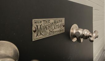 369 Ohio St, Bangor, ME 04401