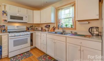 153 Vinewood Cir, Asheville, NC 28806