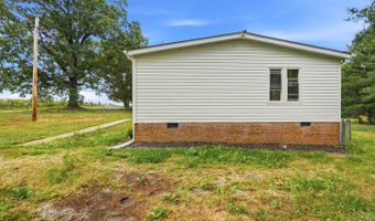 444 Church St, Appomattox, VA 24522