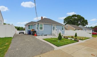 31 Hallron St, Boston, MA 02136