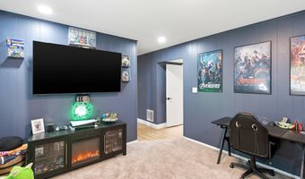 64 Woodland Rd, Bayville, NJ 08721