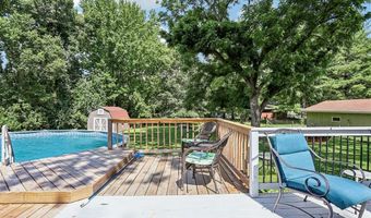 6607 Wenzel Rd, Alton, IL 62002