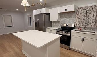 5304 Groovers Landing Rd SE, Acworth, GA 30101