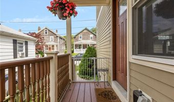 13 Vaughan Ave, Newport, RI 02840