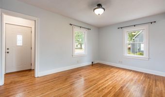 712 4th Ave E, Alexandria, MN 56308