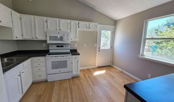 211 Jolley Ave, Douglas, WY 82633