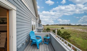 1323 VILLAGE Loop, Bandon, OR 97411