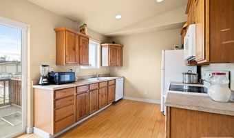 1007 Falls Ave, American Falls, ID 83211
