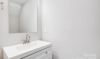 110 Lager Ln, Asheville, NC 28806