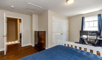 18 Willis St 18, Cranston, RI 02910