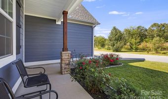 40 Hyde Park Pl, Arden, NC 28704