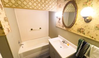 565 S California Ave, Atoka, OK 74525