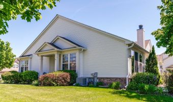 2 Tiverton Ct, Algonquin, IL 60102