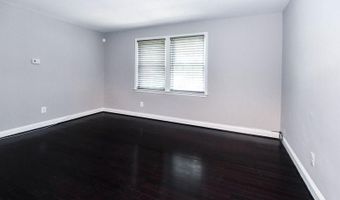 3937 PENNSYLVANIA Ave SE 102, Washington, DC 20020