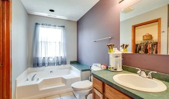 1012 Coopers Run, Amherst, OH 44001