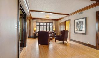 907 1st Dr NW, Austin, MN 55912