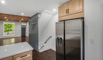 325 W LORRAINE Ave, Baltimore, MD 21211